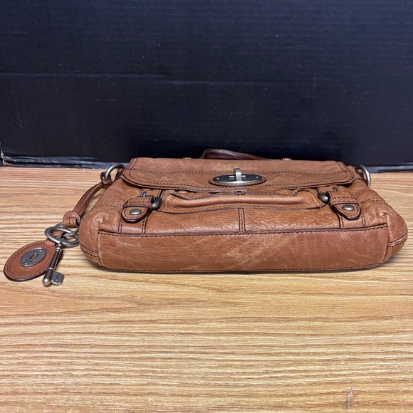 Fossil Maddox Crossbody Satchel #5185 - Picture 6 of 12
